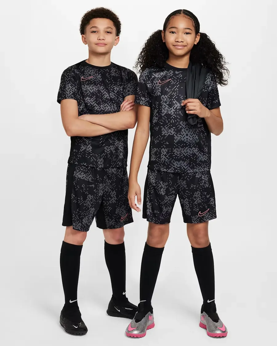 Шорти Nike Academy Pro Dri-FIT Football FV0289-069