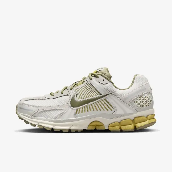 Кросівки Nike Zoom Vomero 5 SP FV0397-001