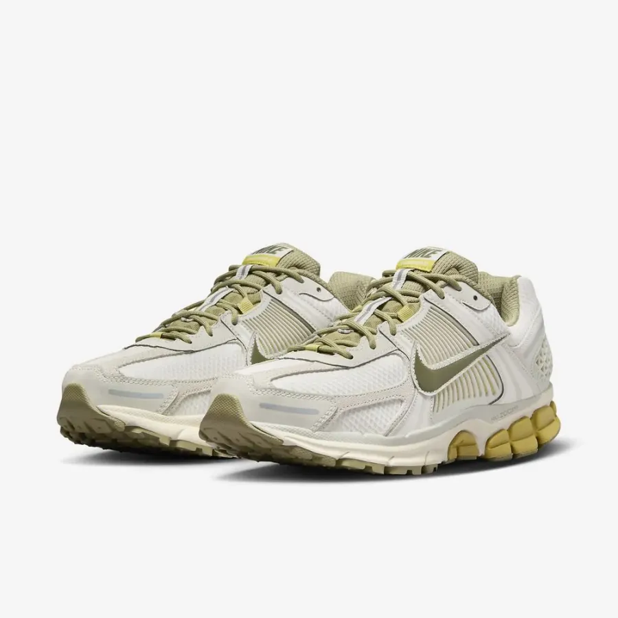 Кросівки Nike Zoom Vomero 5 SP FV0397-001
