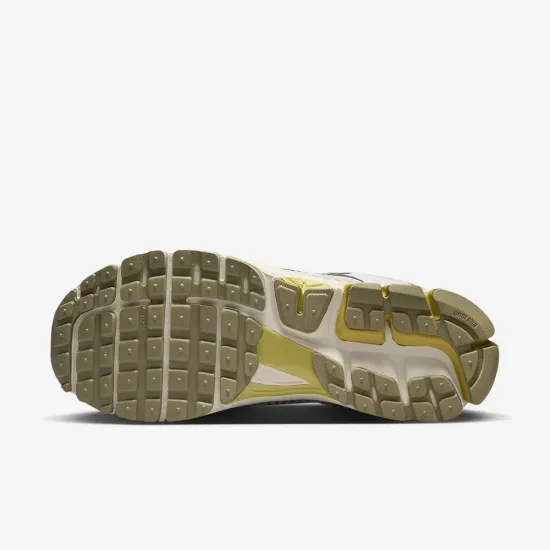 Кросівки Nike Zoom Vomero 5 SP FV0397-001