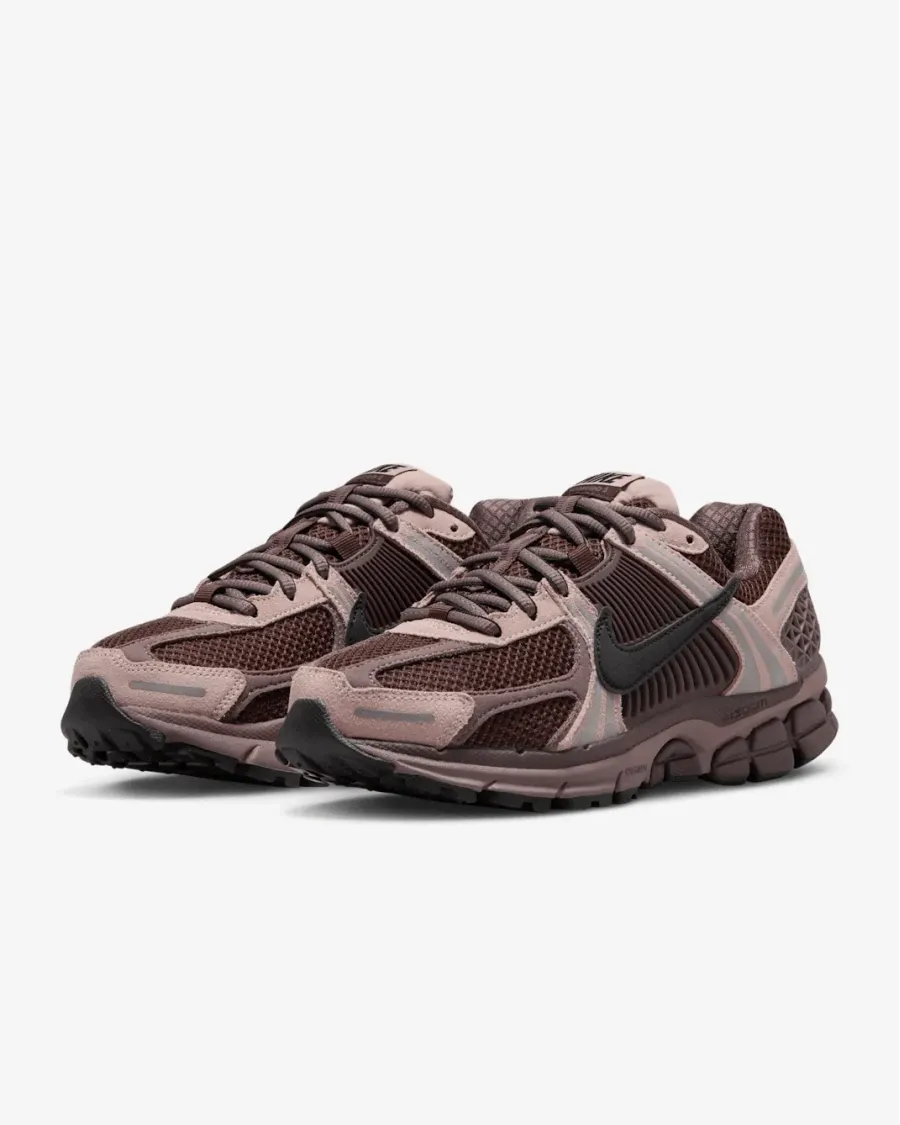 Кросівки Nike Vomero 5 FV1166-200