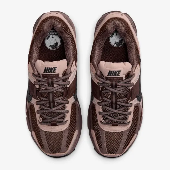 Кросівки Nike Vomero 5 FV1166-200