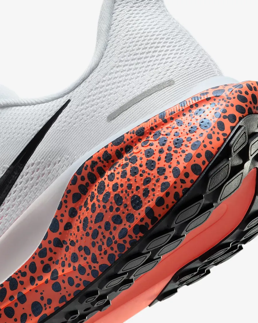 Кросівки Nike Pegasus 41 Electric FV2229-900