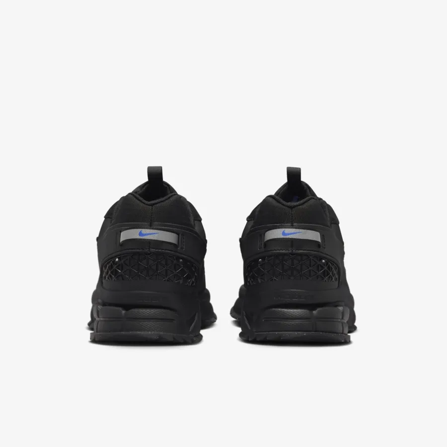 Кросівки Nike Air Zoom Vomero Roam Winterized FV2295-002