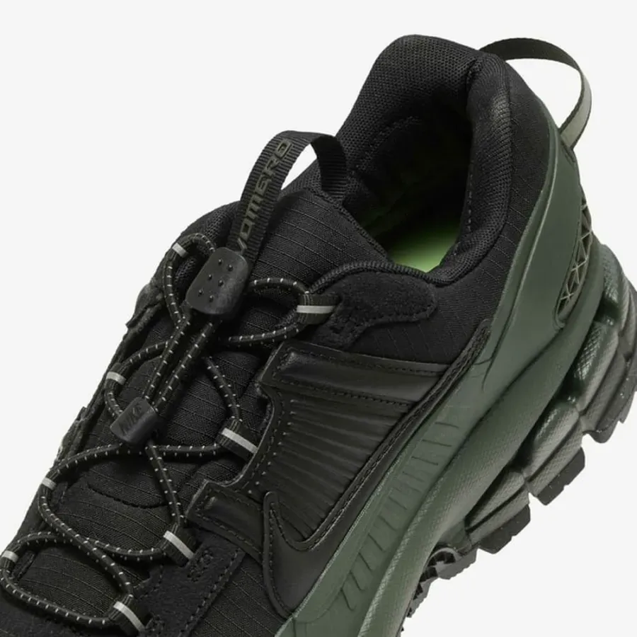 Кросівки Nike Air Zoom Vomero Roam Winterized FV2295-300