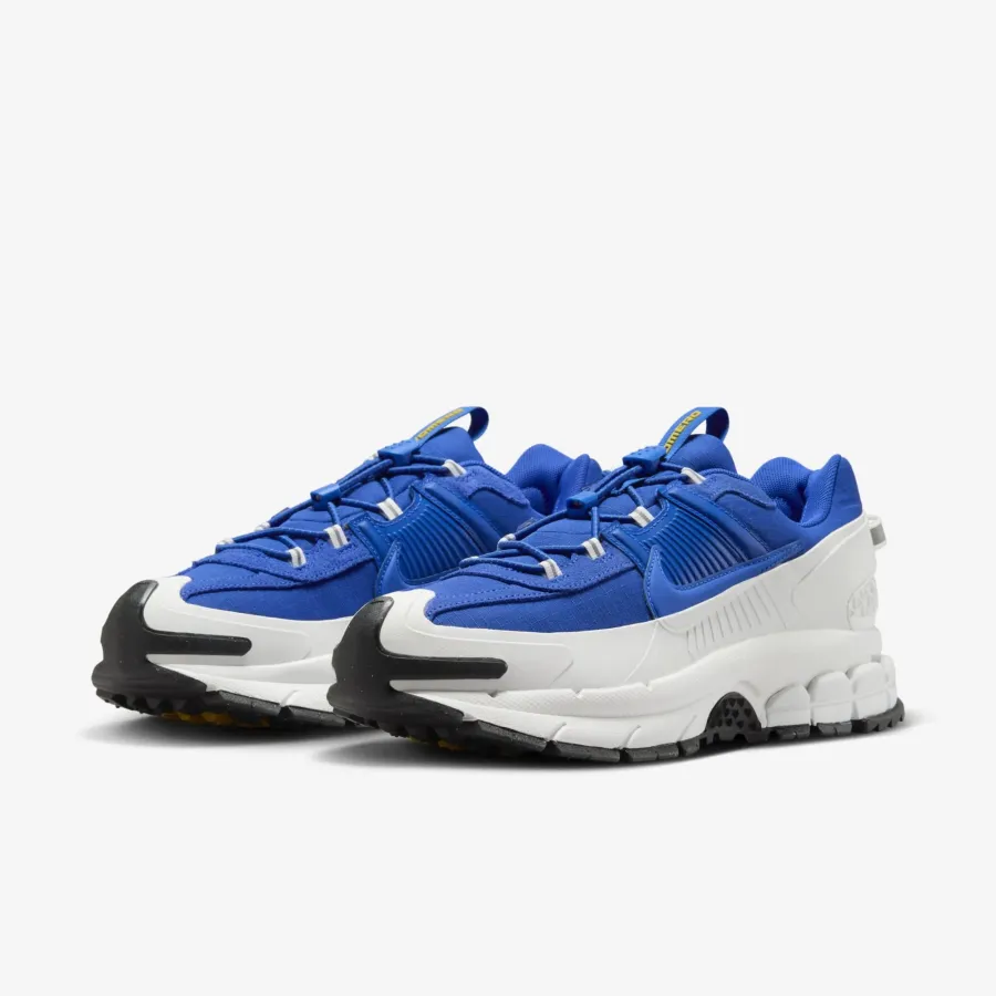 Кросівки Nike Air Zoom Vomero Roam Winterized FV2295-400
