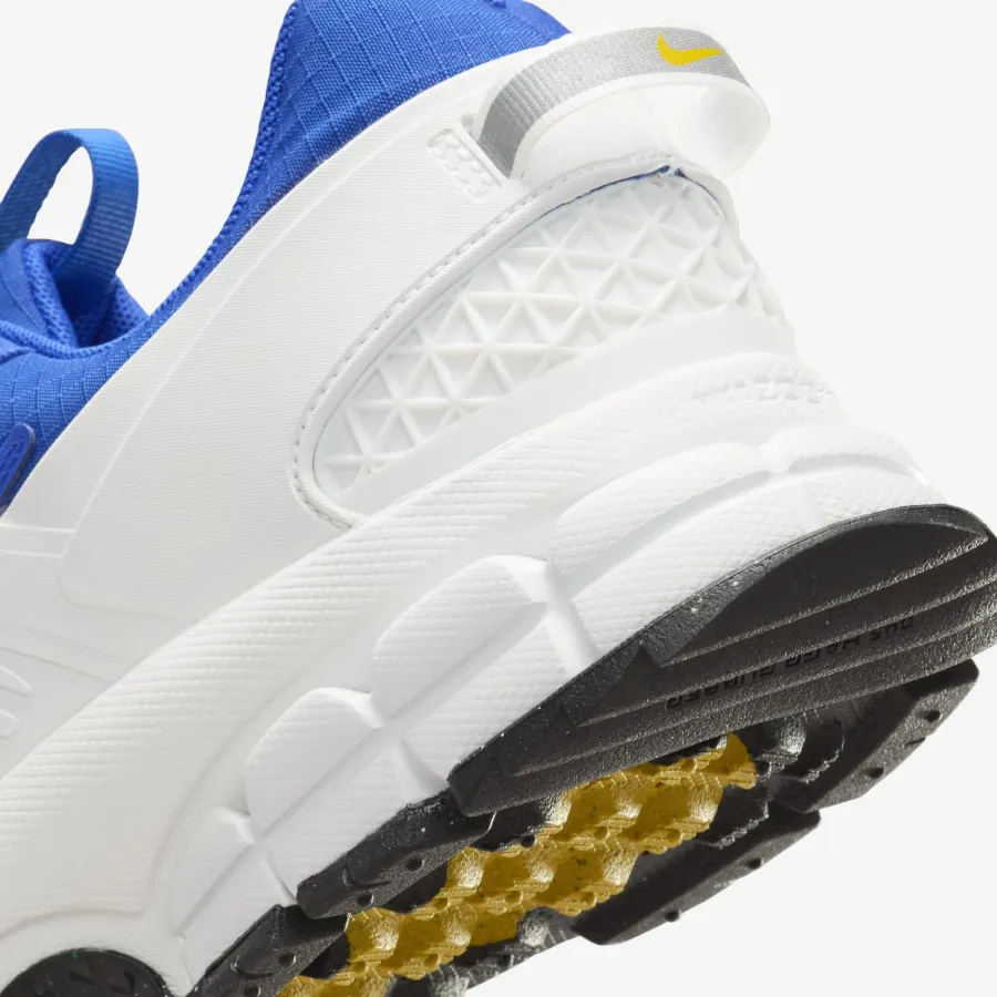 Кросівки Nike Air Zoom Vomero Roam Winterized FV2295-400