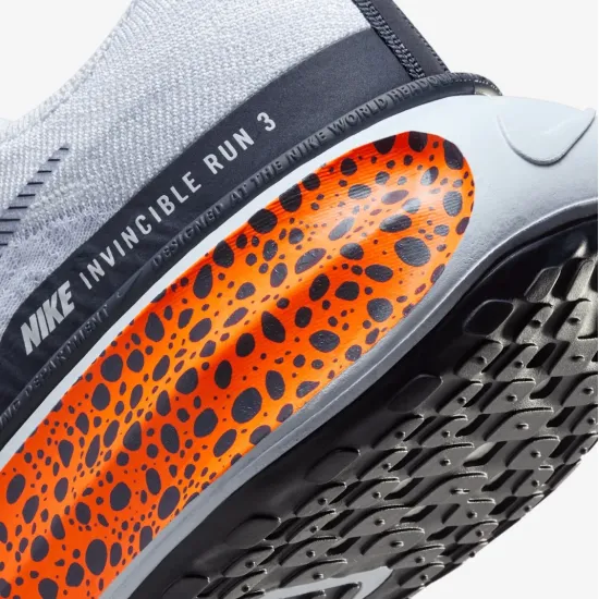 Кросівки Nike ZoomX Invincible Run 3 FV2304-900