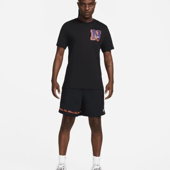 Футболка Nike Sportswear Club Seasonal Label FV3772-010