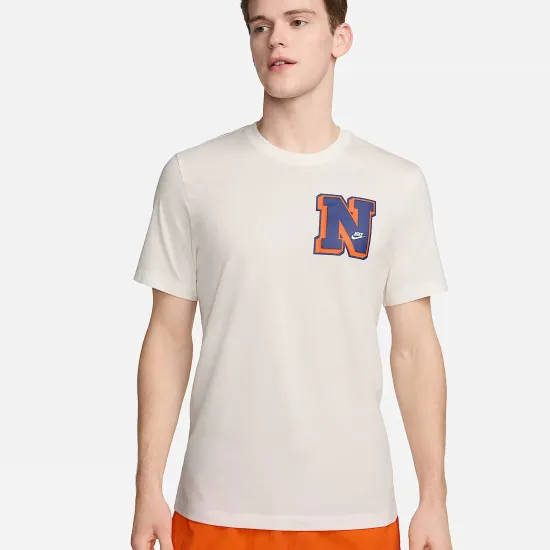 Футболка Nike Sportswear Club Seasonal Label FV3772-133