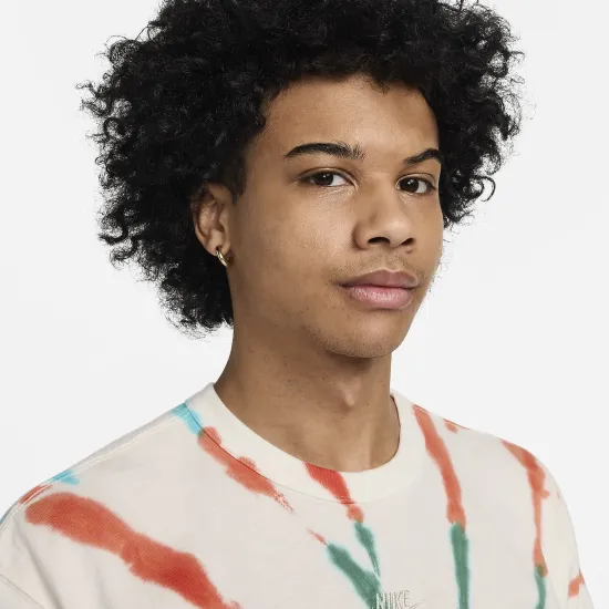 Футболка Nike Sportswear Tee M90 Seasonal Premium Essential FV3780-133