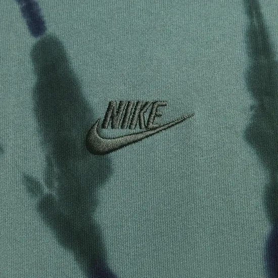 Футболка Nike Sportswear Tee M90 Seasonal Premium Essential FV3780-361