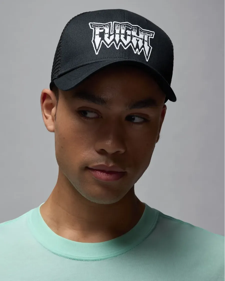 Кепка Nike Air Jordan Trucker FV5303-010