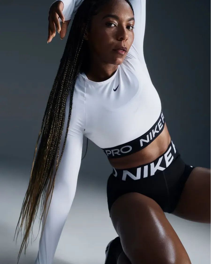 Кофта Nike Pro Dri-FIT 365 Crop FV5484-100