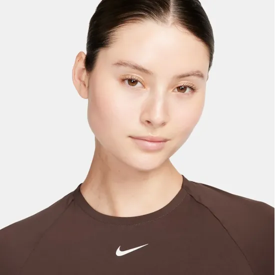 Кофта Nike Pro Dri-FIT 365 Crop FV5484-237