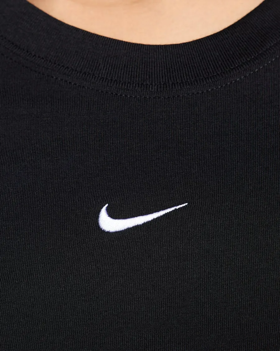 Футболка Nike Sportswear Chill Knit FV5508-010