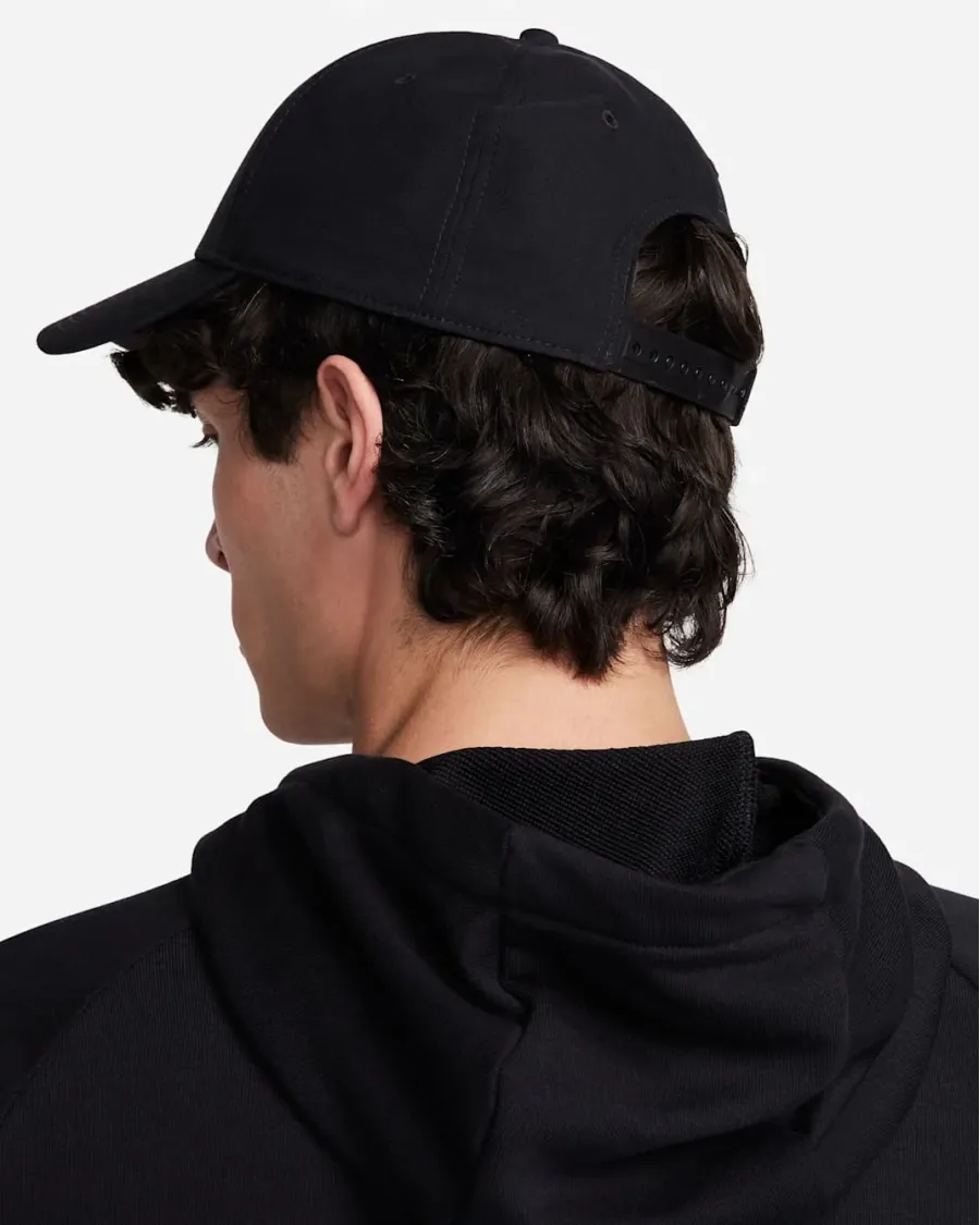 Кепка Nike Dri-FIT Club FV5563-010
