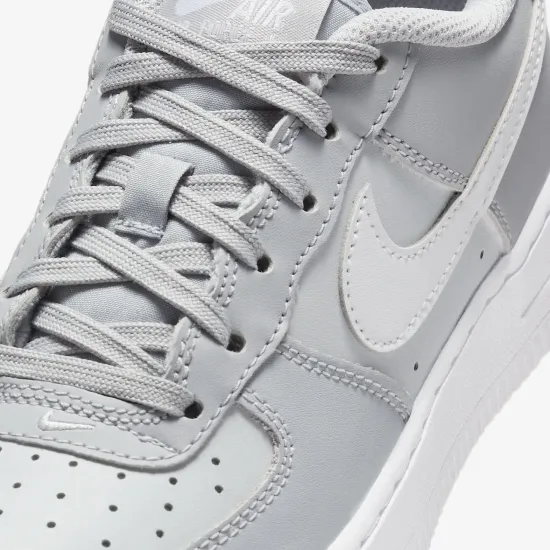 Кросівки Nike Air Force 1 FV5948-005