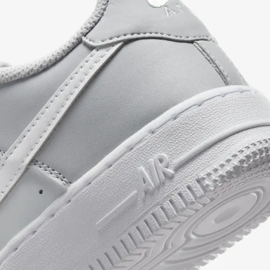Кросівки Nike Air Force 1 FV5948-005