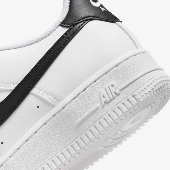 Кросівки Nike Air Force 1 FV5948-101