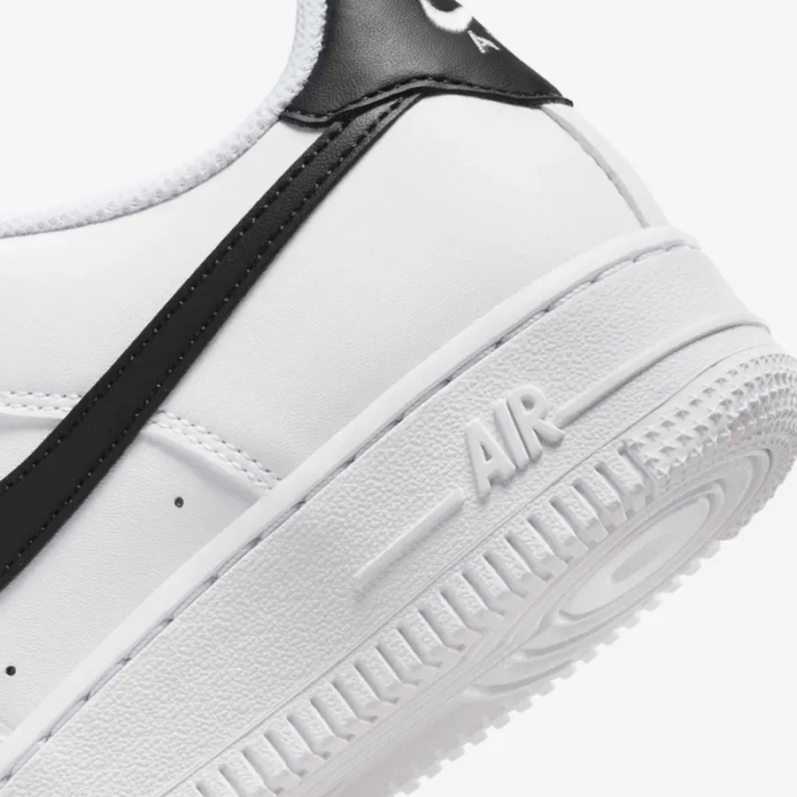 Кросівки Nike Air Force 1 FV5948-101