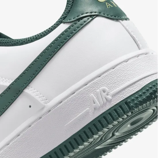 Кросівки Nike Air Force 1 FV5948-110