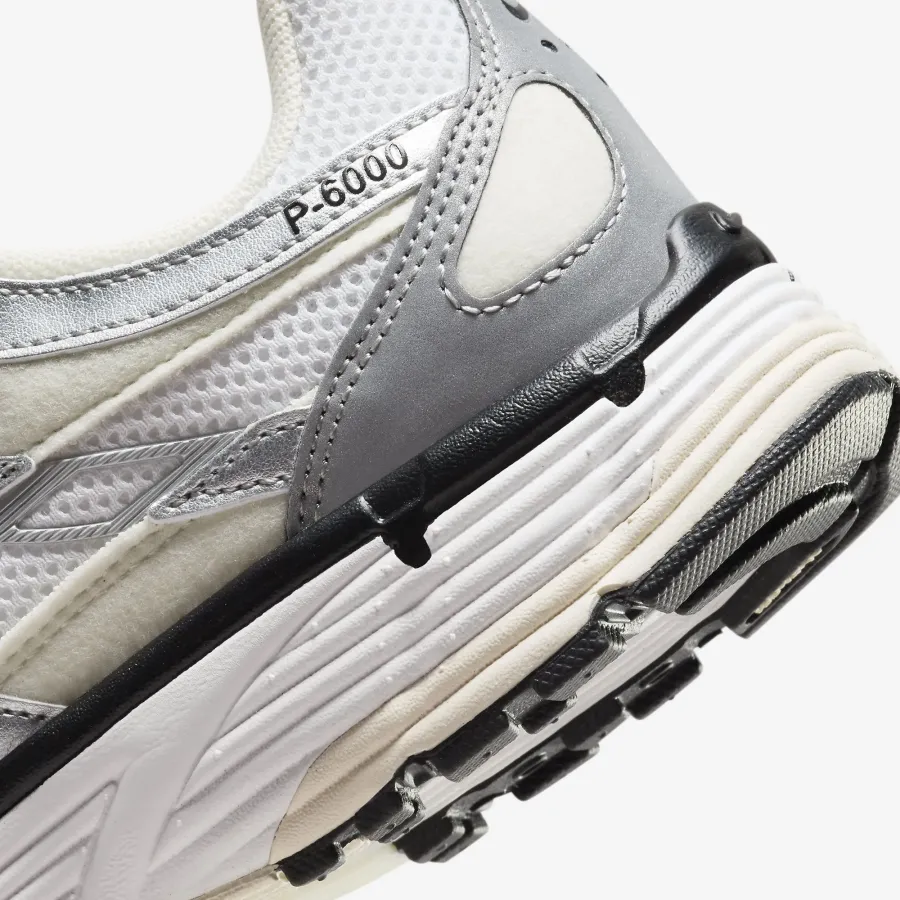 Кросівки Nike P-6000 FV6603-100