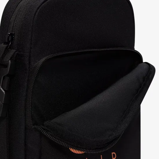 Сумка Nike Heritage Cross-Body Bag FV6611-010