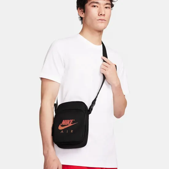Сумка Nike Heritage Cross-Body Bag FV6611-010