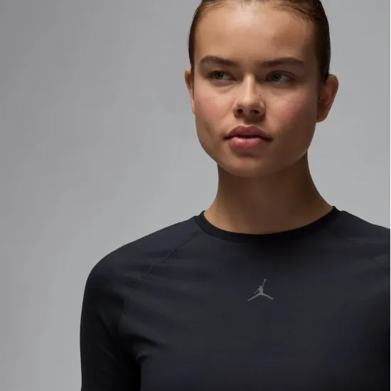 Топ Nike Air Jordan Sport Bodycon Performance FV6927-010
