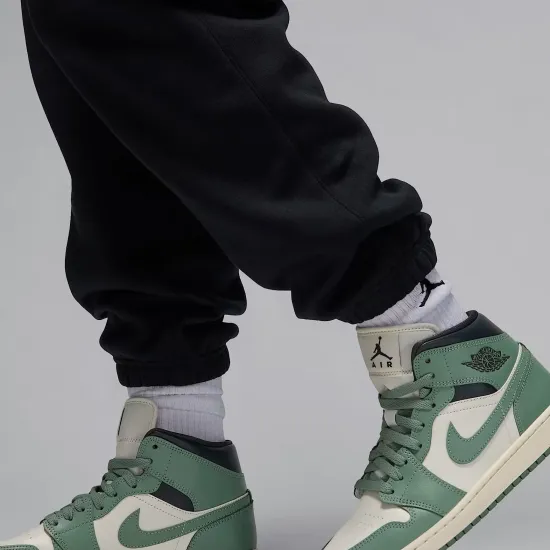 Спортивні штани Nike Air Jordan Brooklyn Fleece FV7077-010