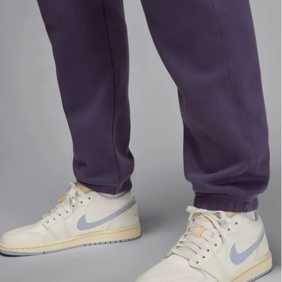 Спортивні штани Nike Air Jordan Brooklyn Fleece FV7077-573