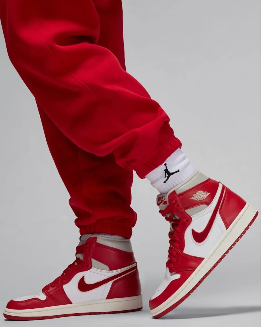 Спортивні штани Nike Air Jordan Brooklyn Fleece FV7077-687