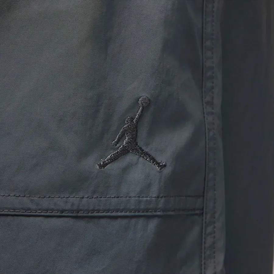 Спортивні штани Nike Air Jordan Essentials Woven FV7306-068