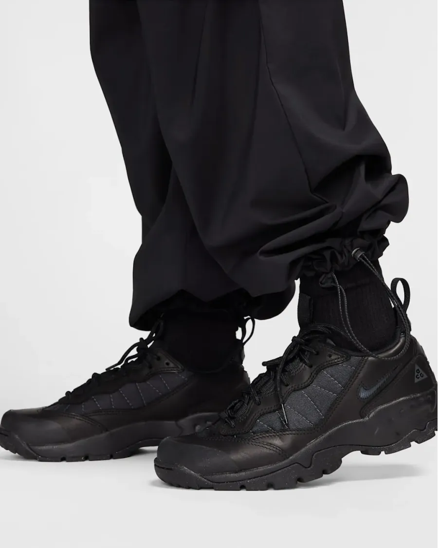 Штани Nike ACG Activitorium FV7319-010