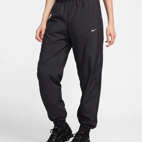 Штани Nike Sportswear Classic Wovens FV7660-010