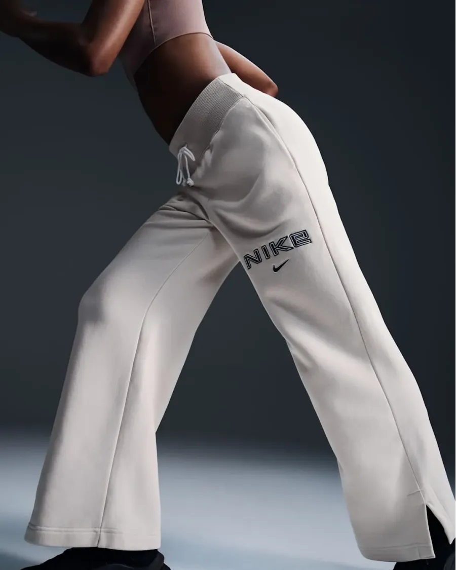 Штани Nike Sportswear Phoenix Fleece High-Waisted Wide-Leg Logo FV7684-104