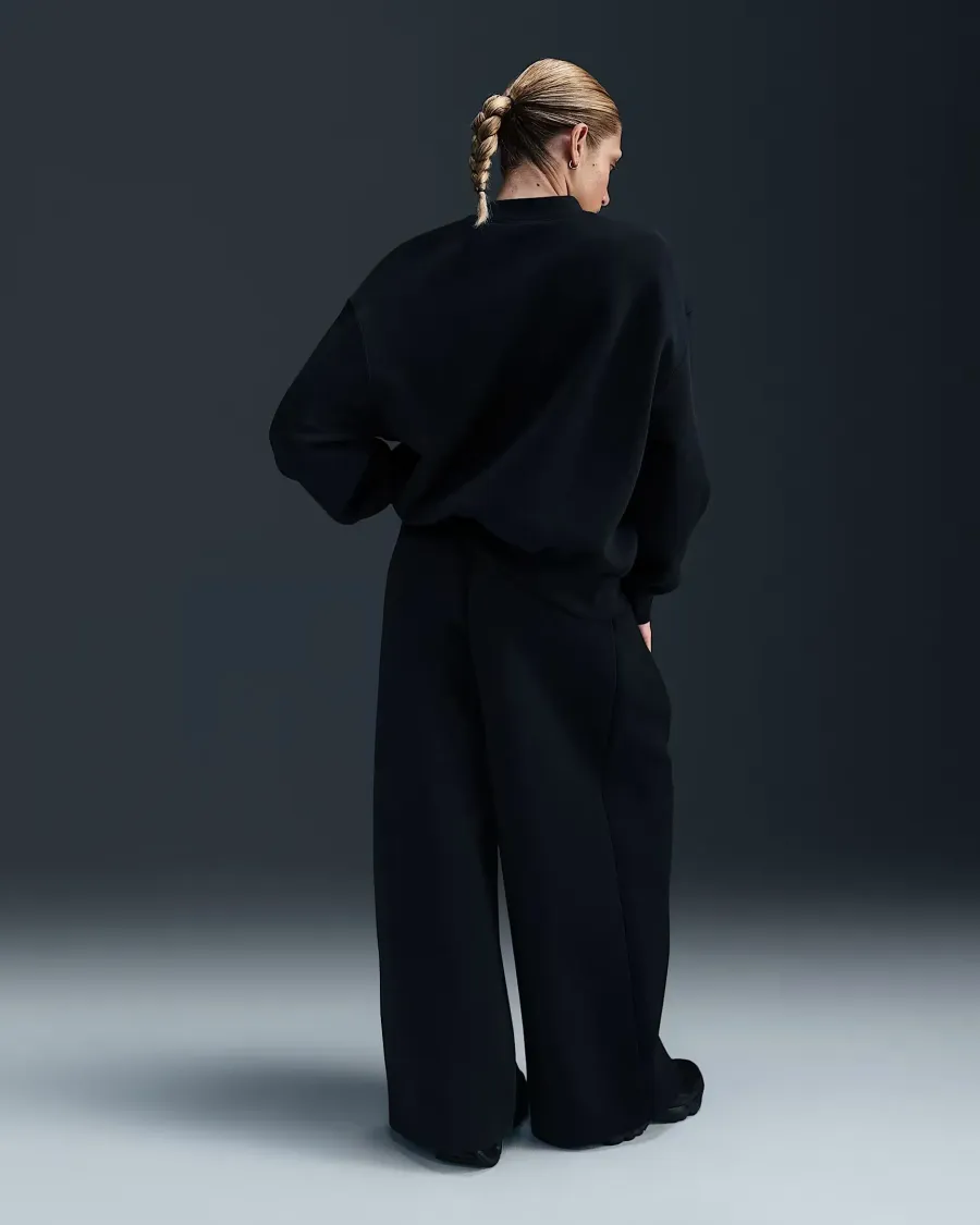 Кофта Nike Sportswear Tech Fleece FV8041-010