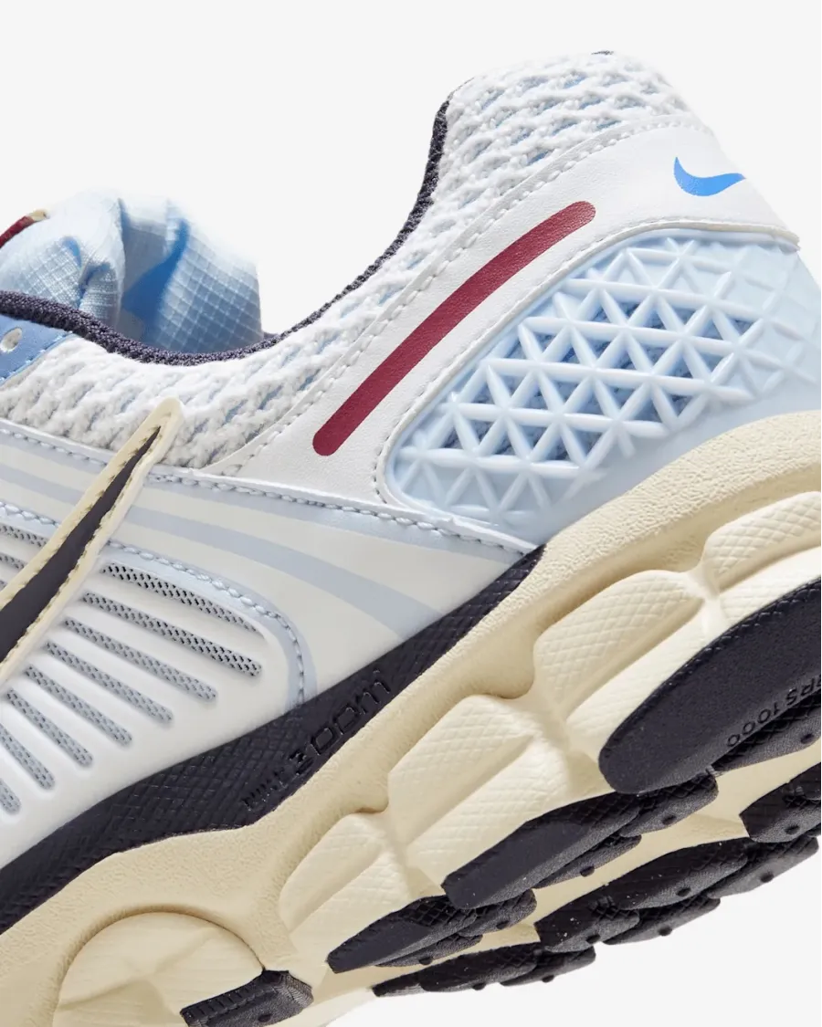 Кросівки Nike Zoom Vomero 5 FV8111-451