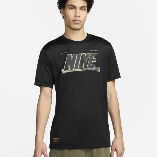 Футболка Nike Dri-FIT Tee Relaxed Camo Graphic FV8370-010
