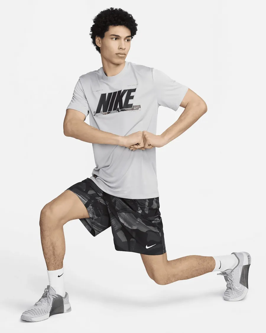 Футболка Nike Dri-FIT Tee Relaxed Camo Graphic FV8370-077