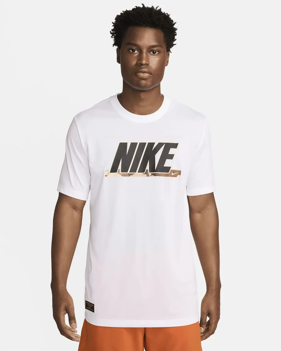 Футболка Nike Dri-FIT Tee Relaxed Camo Graphic FV8370-100