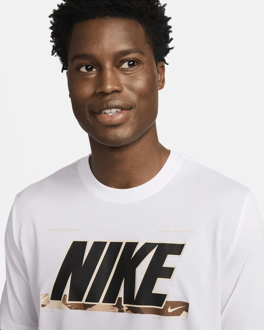Футболка Nike Dri-FIT Tee Relaxed Camo Graphic FV8370-100