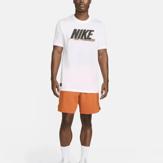Футболка Nike Dri-FIT Tee Relaxed Camo Graphic FV8370-100