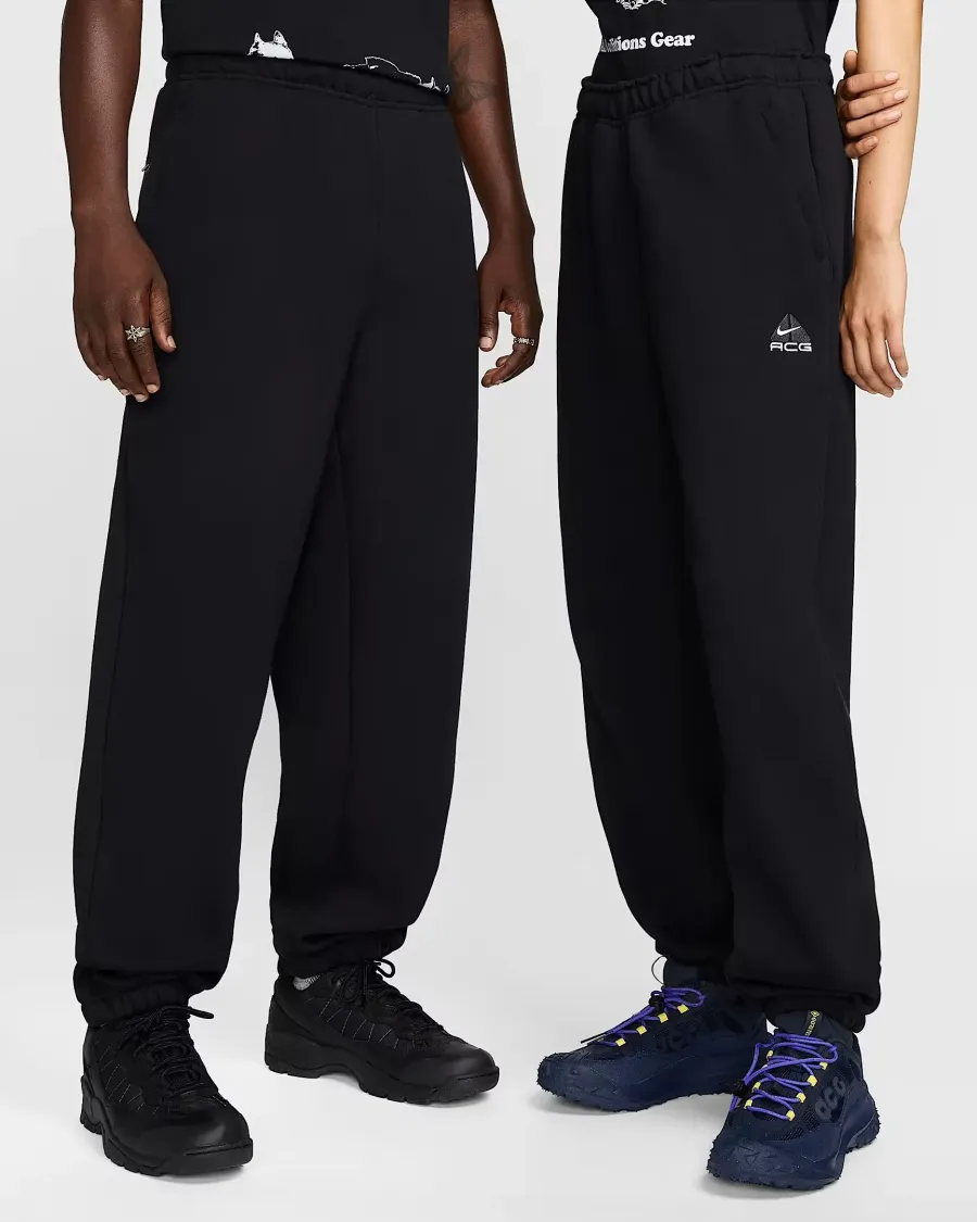 Штани Nike ACG Therma-FIT Repel Tuff Fleece Lungs FV8650-010