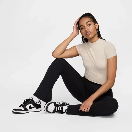 Боді Nike Sportswear Chill Knit Short-Sleeve FV8994-104