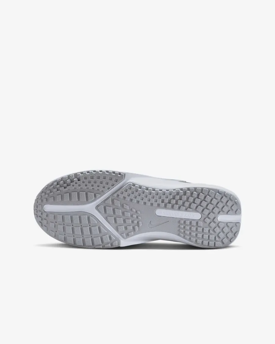 Кросівки Nike Sonic Fly FZ0017-001