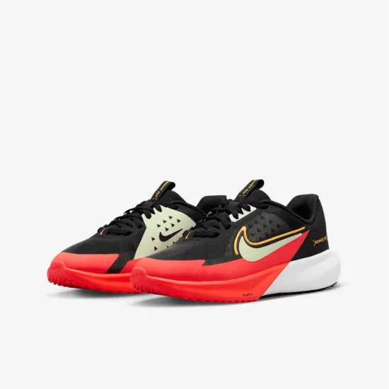Кросівки Nike Sonic Fly FZ0017-005