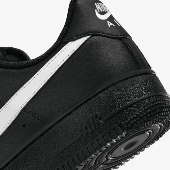 Кросівки Nike Air Force 1 Low '07 FZ0627-010