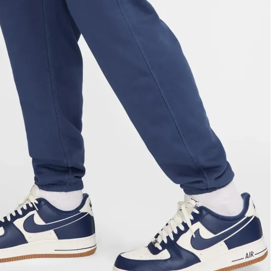 Штани Nike Club French Terry Cuff Bolt FZ0766-410